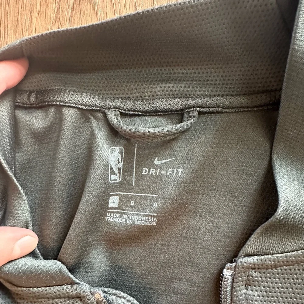 Nike Dri-FIT Warriors Gray Zip- Jacket size L - Picture 2 of 2